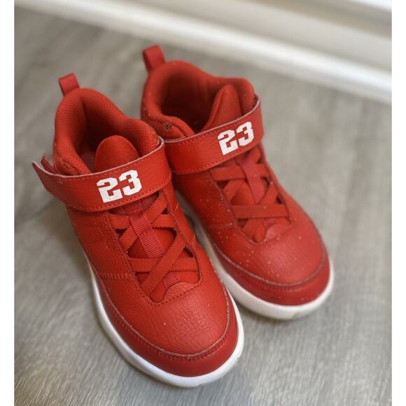 Boys 12c Jordan Max aura 3 Ps ‘University red’ High Tops - Picture 2 of 14